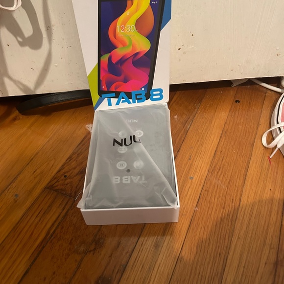 Meet your Posher, Kimberly - Picture 10 of 10